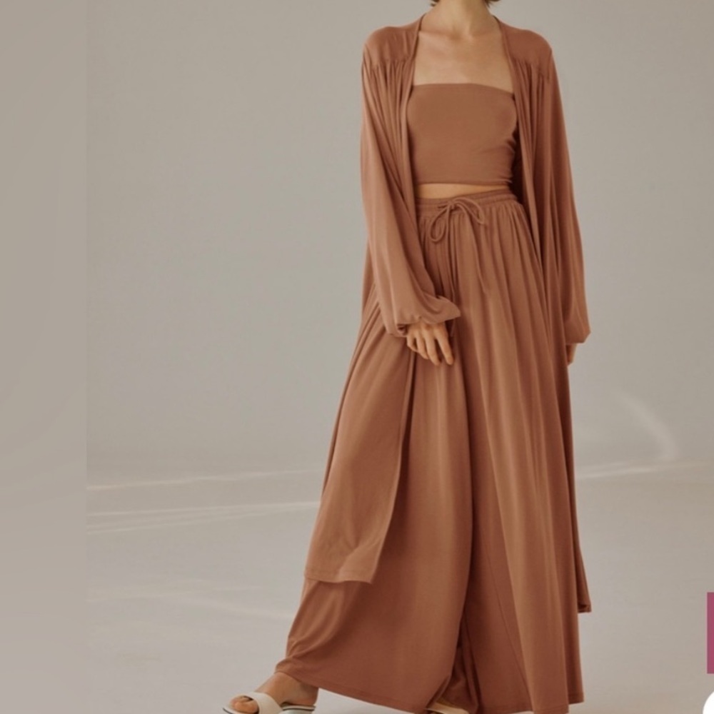 The Duster/Long Robe